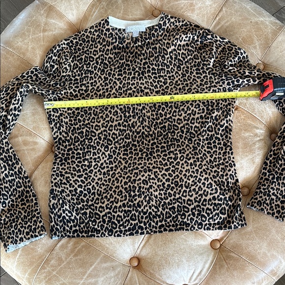 J. Crew Leopard Print Knit Pullover Light-Weight Sweater Size L - Picture 2 of 7